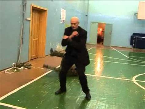 Нанесение ударов по хвосту