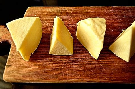 Аромат и вкус - ключевые признаки подлинного сычужного сыра