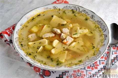 Вкусная и ароматная подлива на основе куриного бульона с грибами и луком