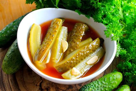 Гладкие огурцы в томатном соусе: необычный вкус