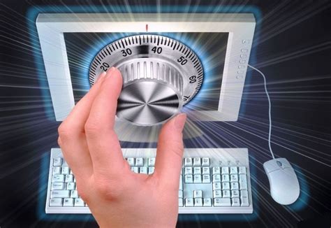 Защита личной информации в социальных группах и сообществах
