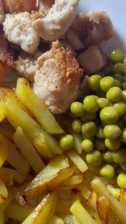 Зеленый горошек и курица: идеальное блюдо для ценителей птицы