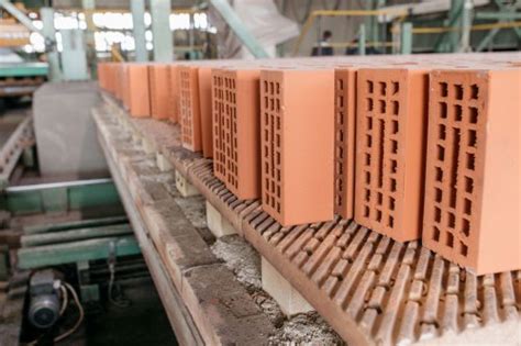 Использование кирпичного блока в строительстве