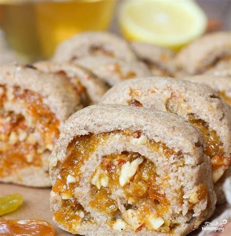 Карамельные рулеты из здоровой ржаной муки: вкусный десерт для любителей сладкого