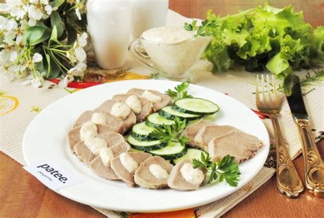 Классический свиной язык в соусе Мадера