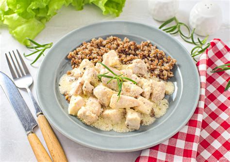 Классическое приготовление куриного фрикасе: простота и неповторимый вкус