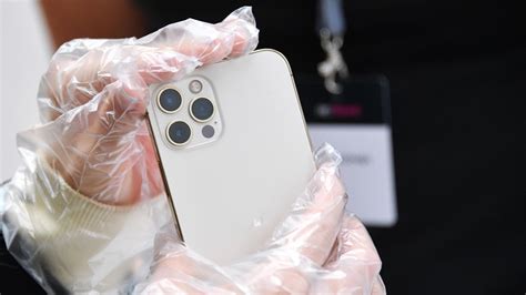 Кнопка "Сон/Будильник": ключевая особенность для отключения iPhone 13