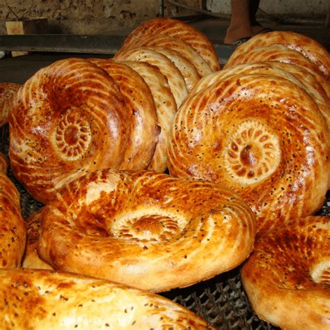Лепешки в тандыре: гарниры, соусы и интересные вкусовые сочетания