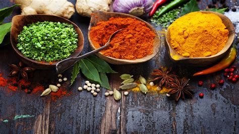 Лучшие специи и пряности для вкусного жаркого из птицы на горячих и холодных блюдах