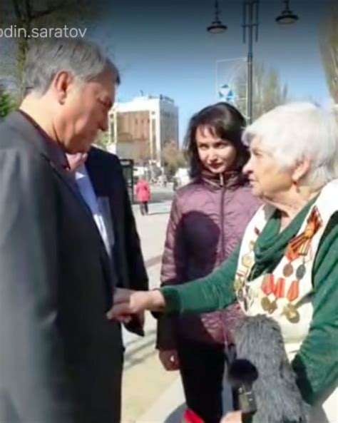 Неожиданная встреча на улице
