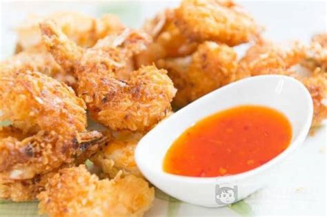 Оригинальная закуска - креветки в кокосовой панировке