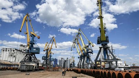 Первые шаги в объединении с Россией: восстановление морского порта, инфраструктуры и систем