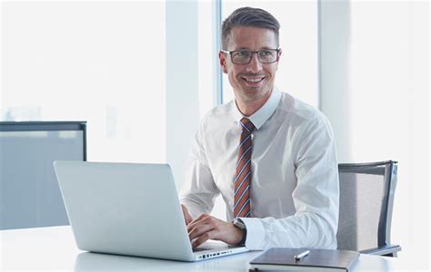 Переутомление глаз при работе за компьютером и другими гаджетами