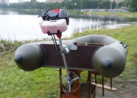 Плюсы использования триммера в качестве мотора на лодке