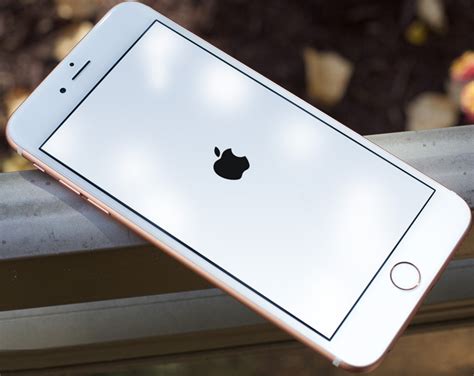 Причины, по которым может возникнуть необходимость в перезагрузке iPhone 11