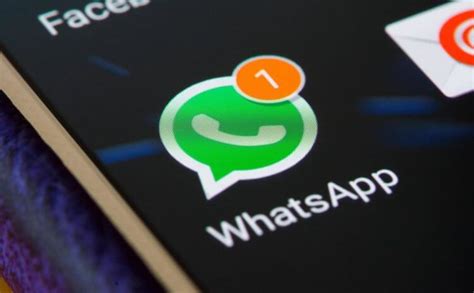 Причины и последствия проблемы с исчезающими сообщениями в WhatsApp на устройствах Samsung