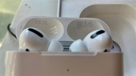 Проверка соединения AirPods Pro