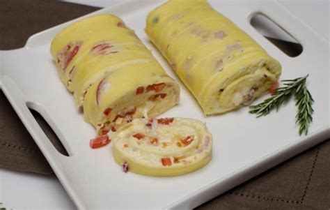 Сборка и скручивание ароматных рулетов с начинкой