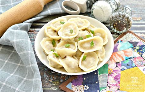 Сочные и ароматные пельмени с мясной начинкой и луком