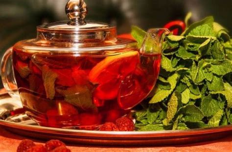 Уникальный раздел статьи: "Как добиться неповторимого вкуса и аромата чая из малиновых листьев"