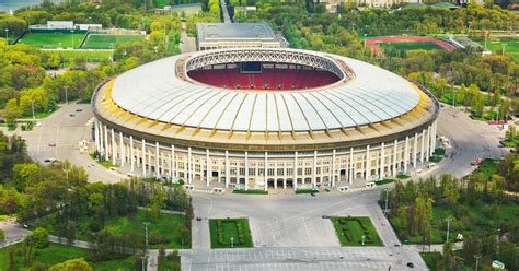 Услуги и возможности водного комплекса на стадионе Лужники