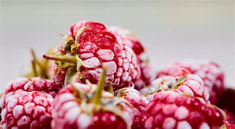 Ягоды и фрукты для приготовления вкусных десертов