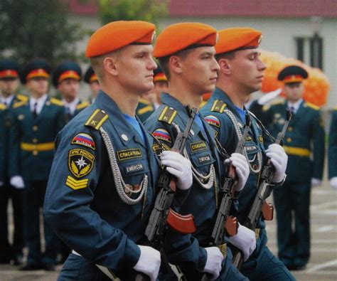  Голубые береты как знак отличия 