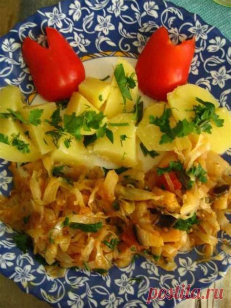  Классика с современным акцентом: картофель с тушеной капустой и соевым соусом 