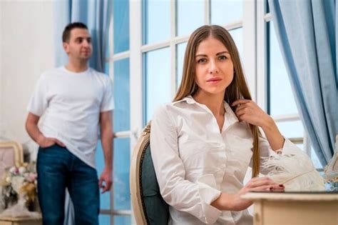  Черты равнодушия: как распознать, что мужчина отворачивается от вас 