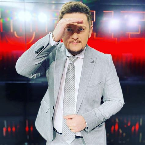 Биография ведущего