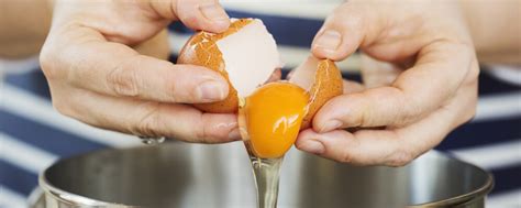 Варианты замены сырого яйца