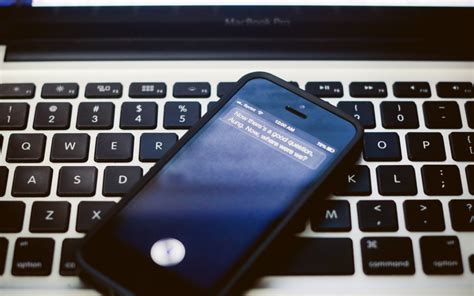 Взлом через Siri