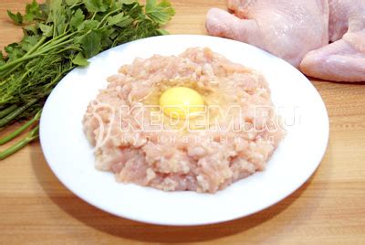 Вкусный и сочный куриный фарш для фаршированных блюд