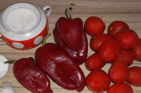 Вкусовые особенности чеснока в лечо: от авторитетных кулинаров