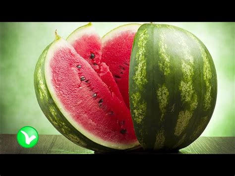 Возможный вред от семечек арбуза для кур