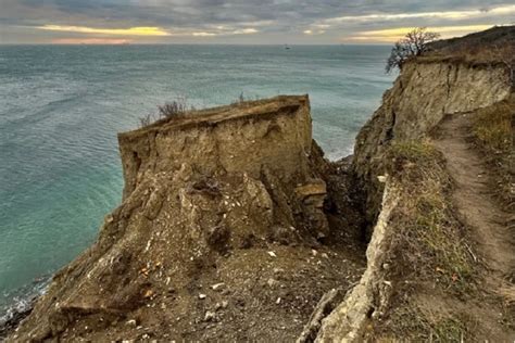 Гигантский континент уходит под воду