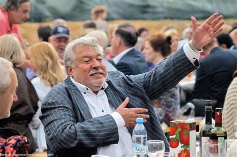 Далечево странствующий Гусман встретил "тропическую Андалузию"