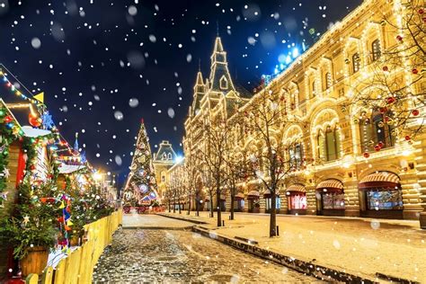 Дата, когда празднуют Новый год в России