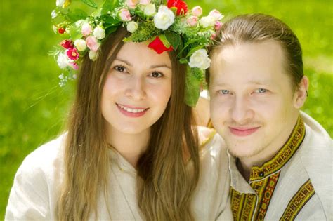 Знакомства и сватовство на загадочный день