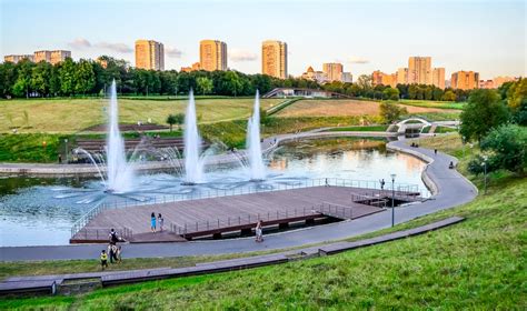 История строительства олимпийской деревни в Москве