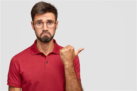 Как определить, что мужчина не скучает: основные признаки