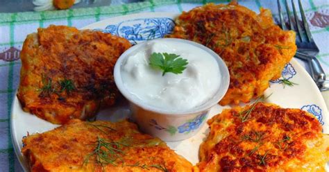 Картофельные оладьи с морковью: полезный и сытный завтрак
