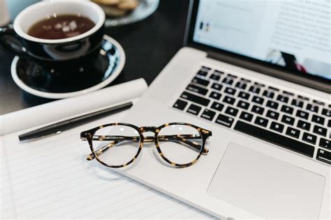 Компьютерный синдром и очки для работы за компьютером