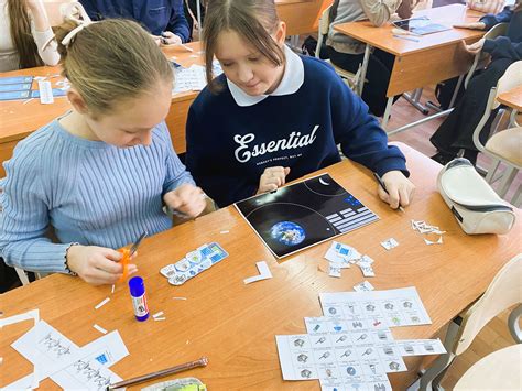 Конкурсная гонка "космических баз"
