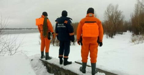 Михаська лежал у реки