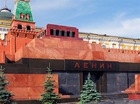 Общественное мнение о преимуществах и недостатках убирания Ленина с Мавзолея