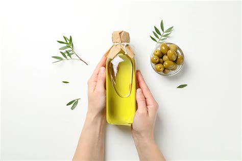 Оливковое масло как средство для укрепления волос