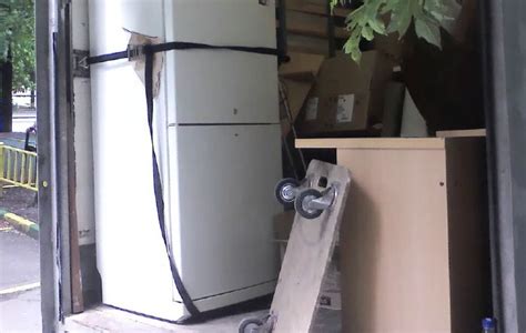 Опасность повреждения холодильника