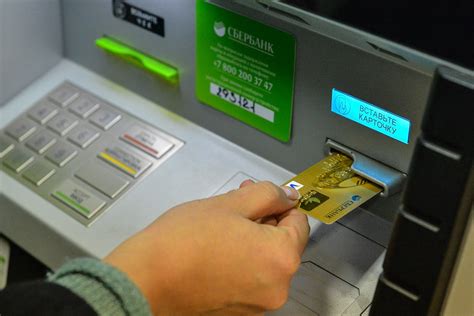 Основные способы снятия денег с банкомата без карты
