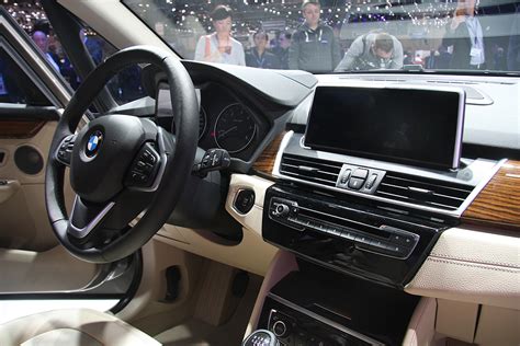 Особенности вождения автомобилей BMW с передним приводом
